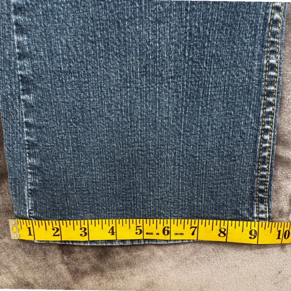 Y2K, Classic early 2000s‎ vibes Levi's 519 Blue Jeans Size 11Jrs Low Rise Flare